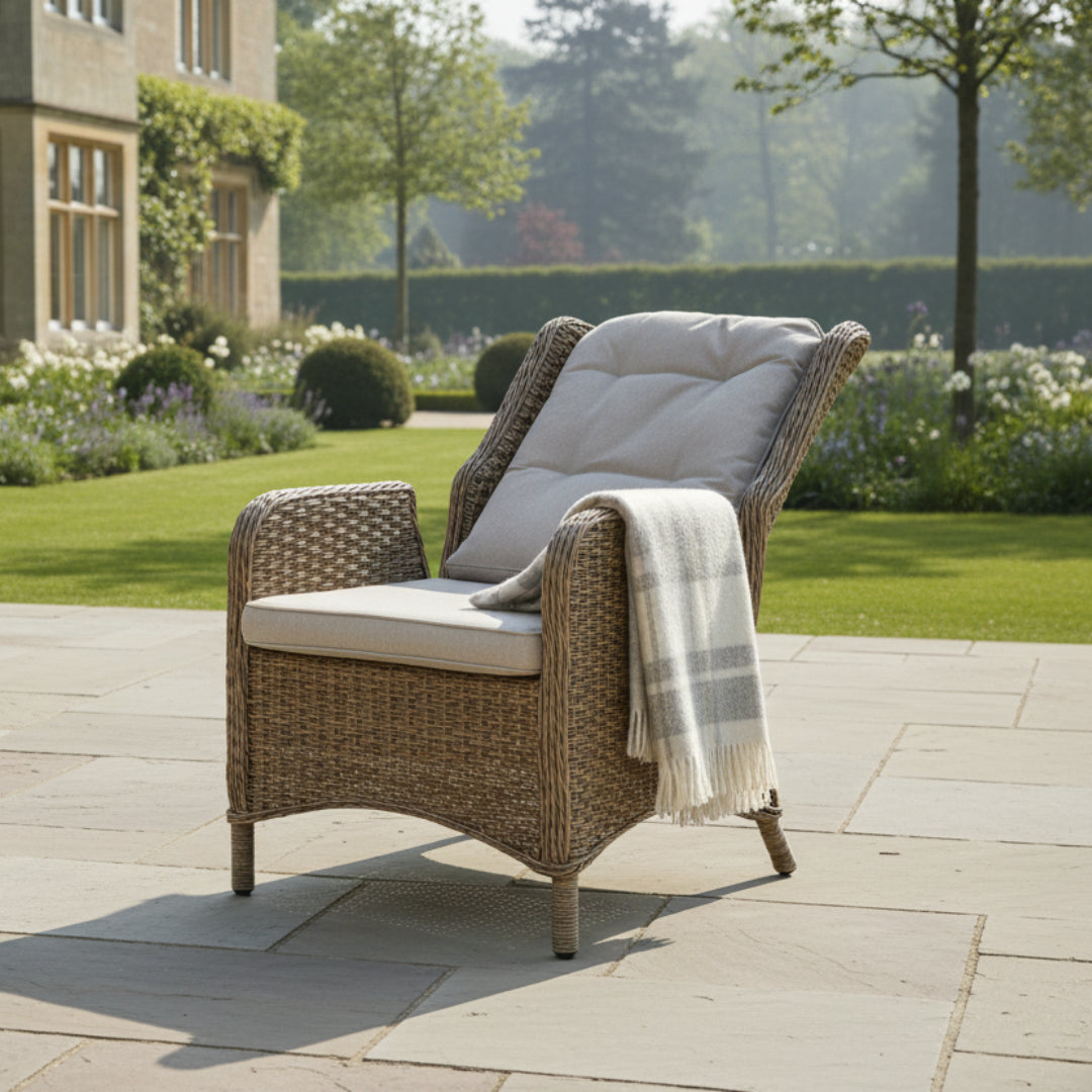 2 Seat Reclining Wingback Bistro Set with Table