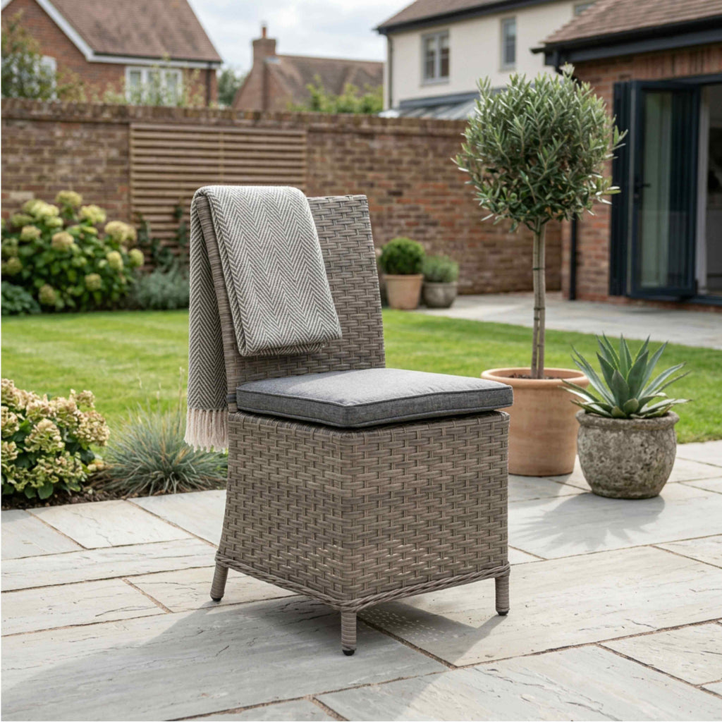 Square Corner Set with 2 Armless Chairs & Standard Table