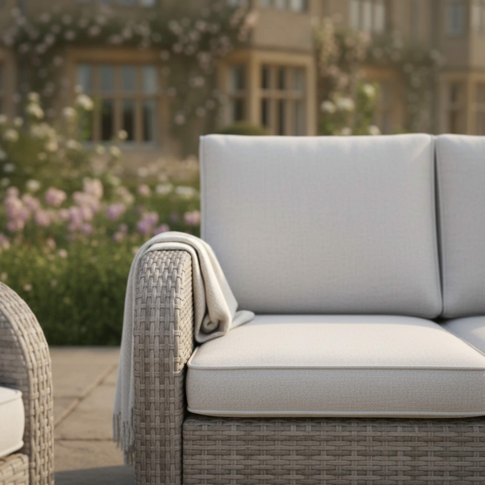 2-Seater Sofa Set with 2 Armchairs & Coffee Table