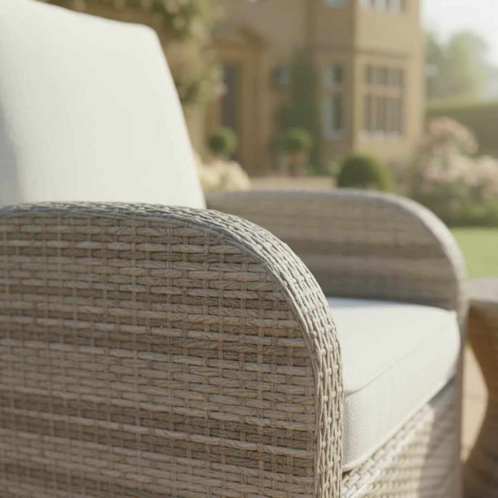 Individual Lounge Armchair