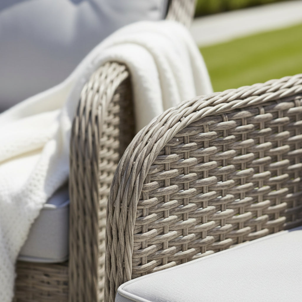 2 Chair Lounge Bistro Set with Side Table